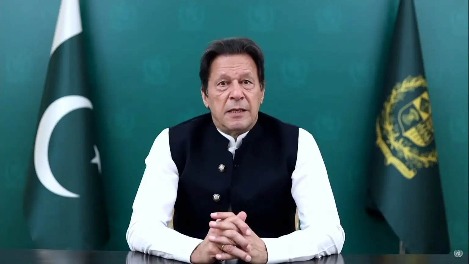 巴基斯坦国民议会通过对总理的不信任动议