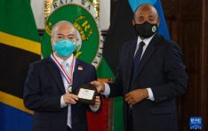 视觉故事丨坦桑尼亚桑给巴尔总统向中国医疗队授奖