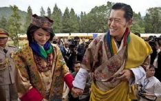 南亚网络电视丨亚洲最穷的国家不丹-拿10元人民币，在不丹能干什么