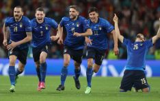 इटालीको कीर्तिमानी जित, स्पेनलाई हराउँदै युरोकपको फाइनलमा