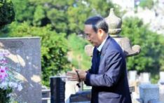 昨天下午，菅义伟在恩师墓前发了一个誓。