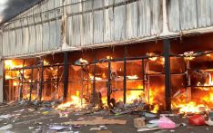 南非经济或因骚乱遭受重创近300家银行已遭到破坏[图]