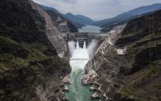 18分钟能灌满西湖  中国在建第二大水电站泄洪场面震撼【图集】