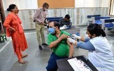 印度官员表示该国第三波新冠疫情不可避免