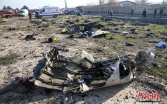 乌克兰一架军机在东部哈尔科夫坠毁 至少25人丧生 2人重伤