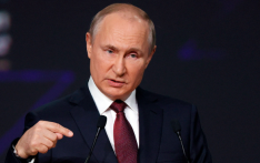 普京：俄不会对西方妥协 将确保能源安全稳定