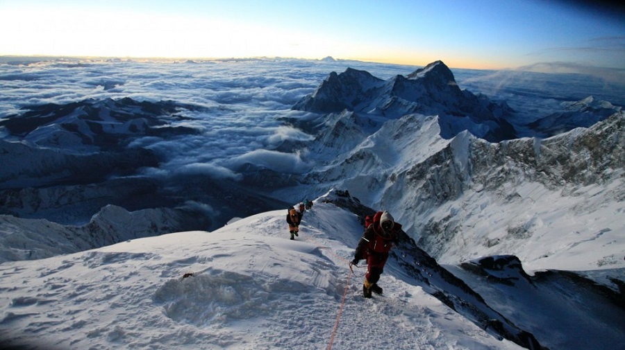 mountain-expedition-in-nepal