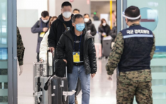 中韩两国互停发短期签证，韩媒：韩国旅游、航空等行业忧心忡忡