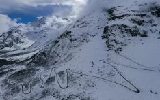 1月18日西藏林芝一隧道出口发生雪崩 已致8人遇难