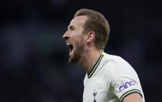 Kane’s milestone goal gives Tottenham win, helps Arsenal too