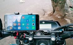 Court order paves the way to place mobile holders and stands on motorcycle