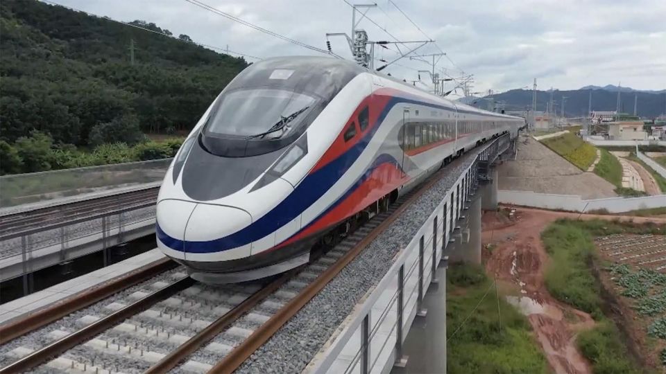 中国老挝跨国铁路通车泛亚铁路计划艰难起步- BBC News 中文