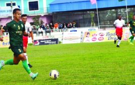 Armymen hammer Rolling, advance to semis