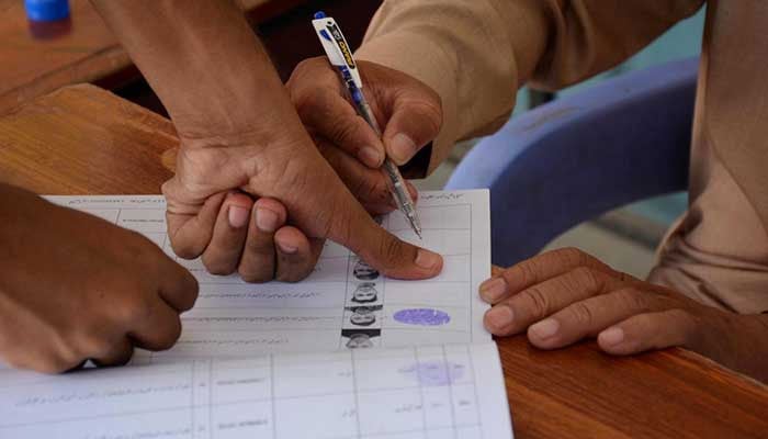 1053362_3736262_Punjab-polls_akhbar