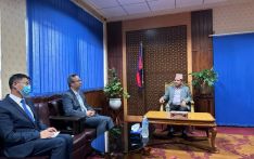 陈松大使拜会尼泊尔新任基础设施与交通部长贾瓦拉