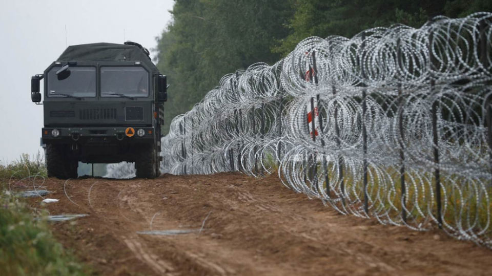 波兰内务部长：已经开始在波俄边境建设电子屏障_凤凰网