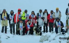 कीर्तिमानी पर्वतारोही शेर्पाको पुस्तक सगरमाथामा सार्वजनिक