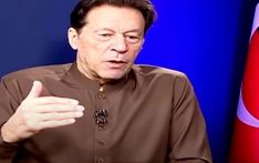 Gen Bajwa advised me to dissolve assemblies: Imran Khan