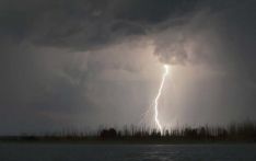 Lightning strikes kill 3 in Pabna