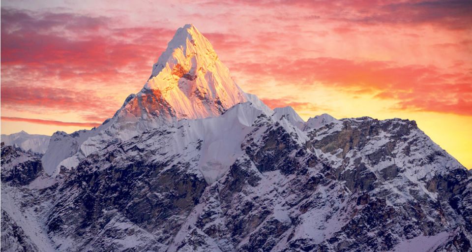 ama-dablam-peak-nepal_sczAKbZLia