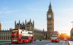 英媒：收取高额“旅游税”，英国旅游业恢复缓慢