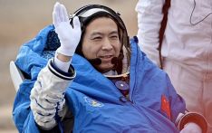 Chinese astronauts return to Earth with fruitful experimental results