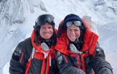 Deaf American couple defies all odds, scales Everest, Lhotse