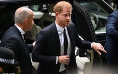 与英媒对簿公堂！哈里王子成百年来首位现身证人席的英王室成员