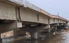 印度又一百亿大桥坍塌：大桥从中间塌陷 当地紧急调查原因