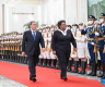 Chinese premier holds talks with Barbados PM