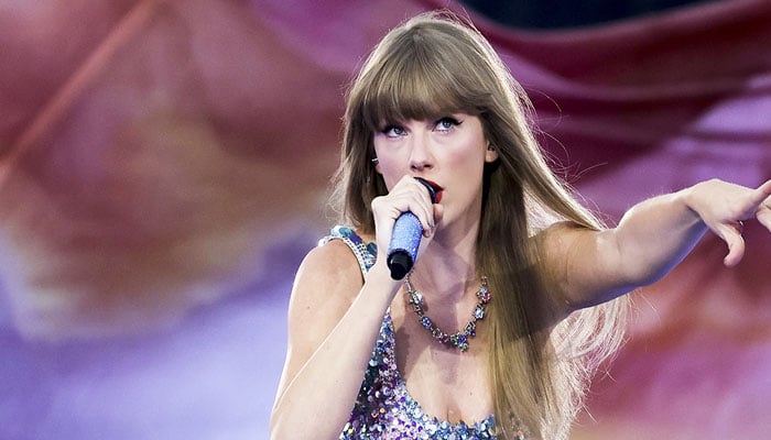 Taylor Swift fans feel threatened by AI: Should be concerned