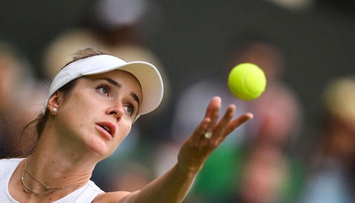 Ukraines Elina Svitolina serves against Venus Williams at Wimbledon. AFP