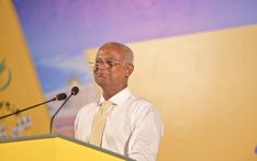 President promises tourism projects once Dhidhdhoo airport developed