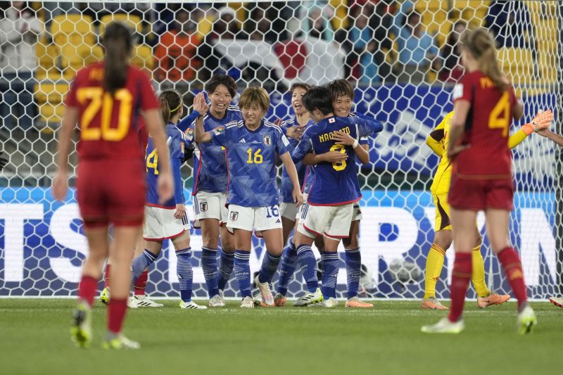 Japanese players celebrate at the end of their <a href="https://edition.cnn.com/2023/07/30/football/nigeria-canada-australia-womens-world-cup-spt-intl/index.html" target="_blank">4-0 victory over Spain</a> on July 31. Both teams are advancing to the round of 16.