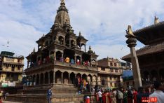 ललितपुरको कृष्ण मन्दिरमा दर्शनार्थीको भीड(फोटो फिचर)