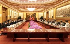 尼泊尔与中国签署13项协议