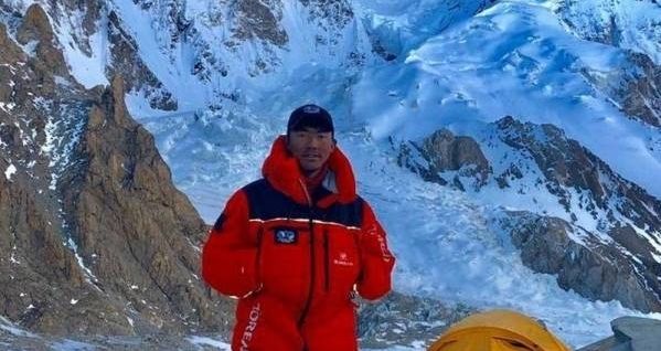 Mingma G, Nims Purja complete 13 peaks without using oxygen