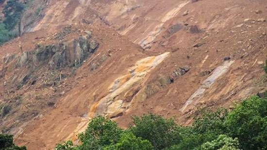 Sri Lanka's Central Hills at risk: One-fifth of land prone to landslides -  Breaking News | Daily Mirror