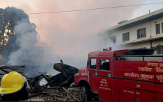 धनगढीमा आगलागीः अस्पतालसहित सात पसलमा क्षति