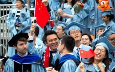 在这里，“中国留学生数量远超其他国”