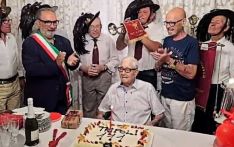 意媒：约2.2万人！意大利百岁老人数量创新高