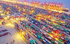 上海港集装箱吞吐量连续14年全球第一