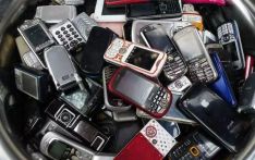 近5年我国平均每年产生超4亿部旧手机 如何再利用？