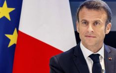 马克龙推“催生”计划，引发部分法国政客和女性权益人士不满 
