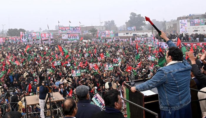 This image released on January 24, 2024, shows PPP Chairman Bilawal Bhutto-Zardari addressing an election rally in Bhalwal. — Facebook/BilawalBhuttoZardariPk