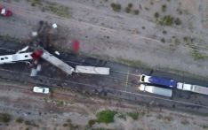 墨西哥北部大巴与货车相撞 至少19人死亡