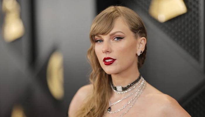 Taylor Swift hit at private jet tracker with : Here’s why