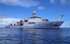 中国科考船停靠马尔代夫，印度紧盯