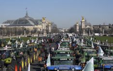 2024年法国农博会揭幕 农民示威抗议引发关注
