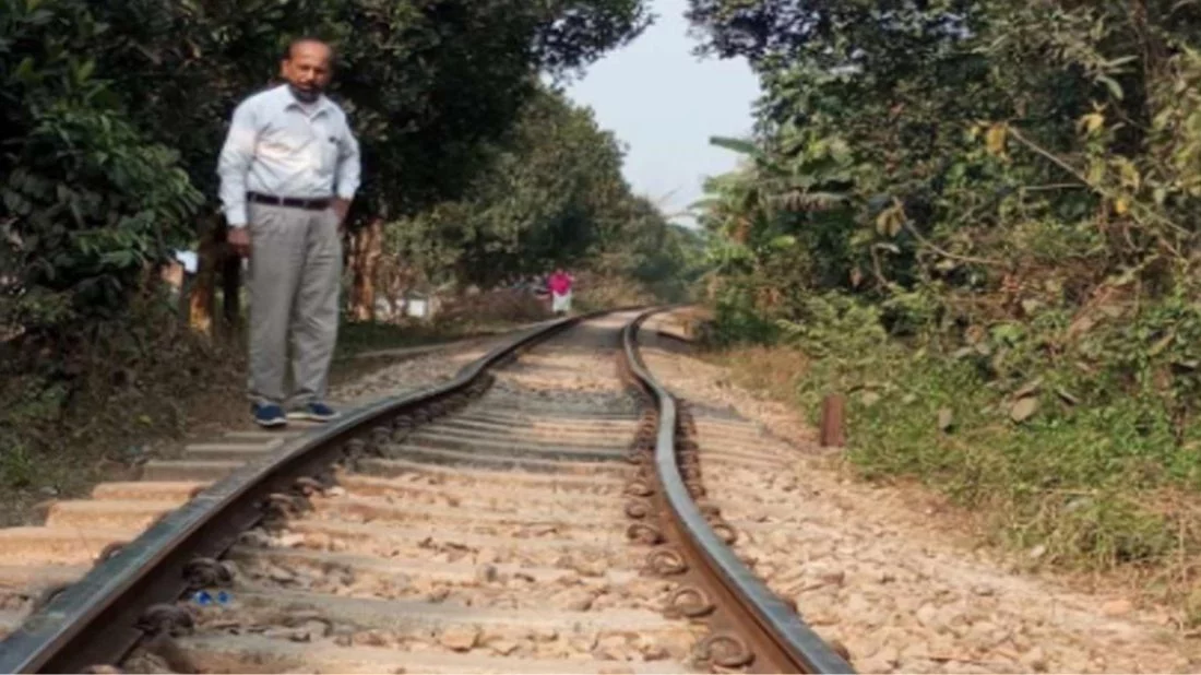 Heat bends Dhaka-Sylhet railway line in Brahmanbaria